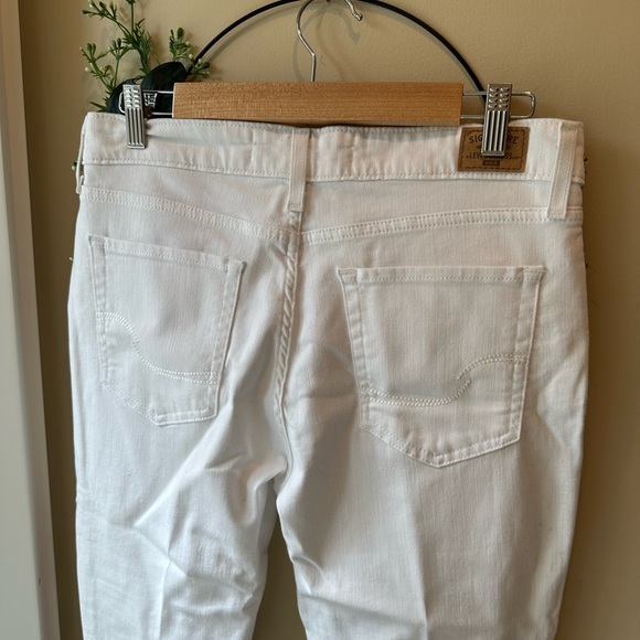 Levi’s Jeans - Picture 5 of 7